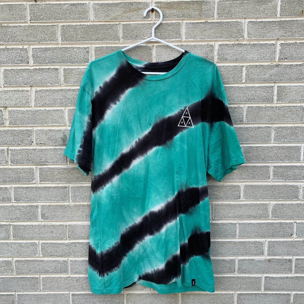 HUF t shirt size large
